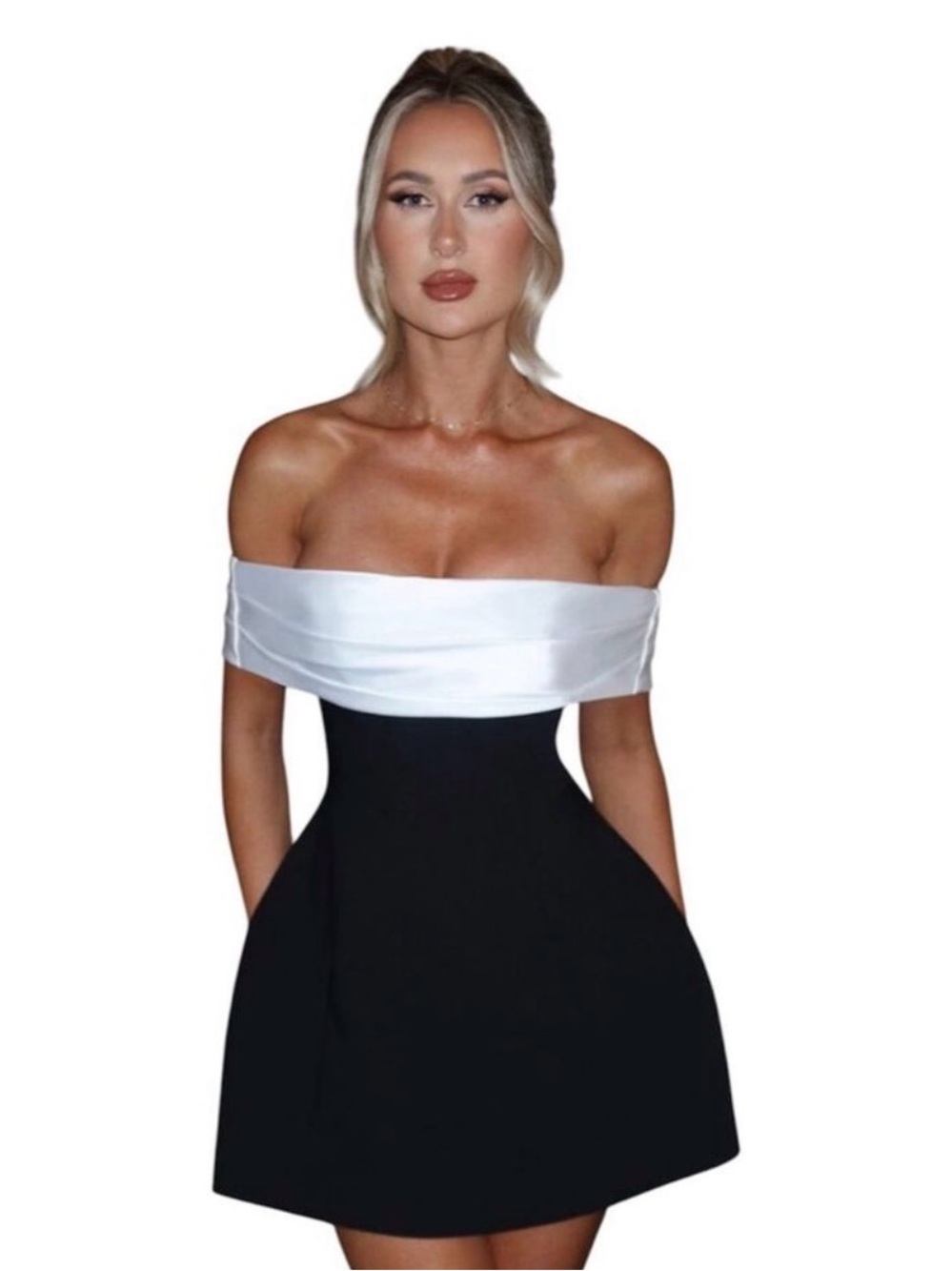 NWT Babyboo DELTA MINI DRESS -M-  BLACK/WHITE